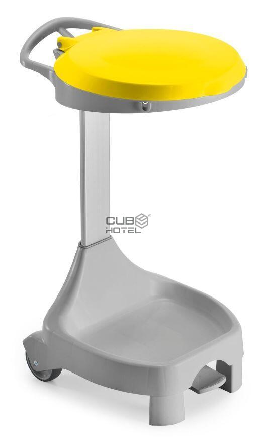 Porta Sacos Com Rodas Traseiras e Pedal 120L